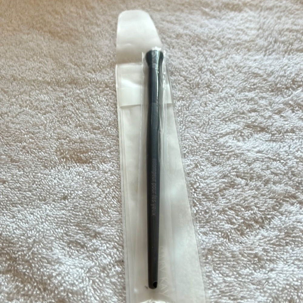 Mary Kay Eye Blending Brush
